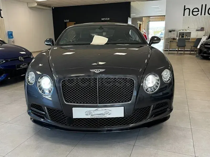 Usado Bentley Continental GT 635 CV (467 kW) 2015 Gris / plata Coupe