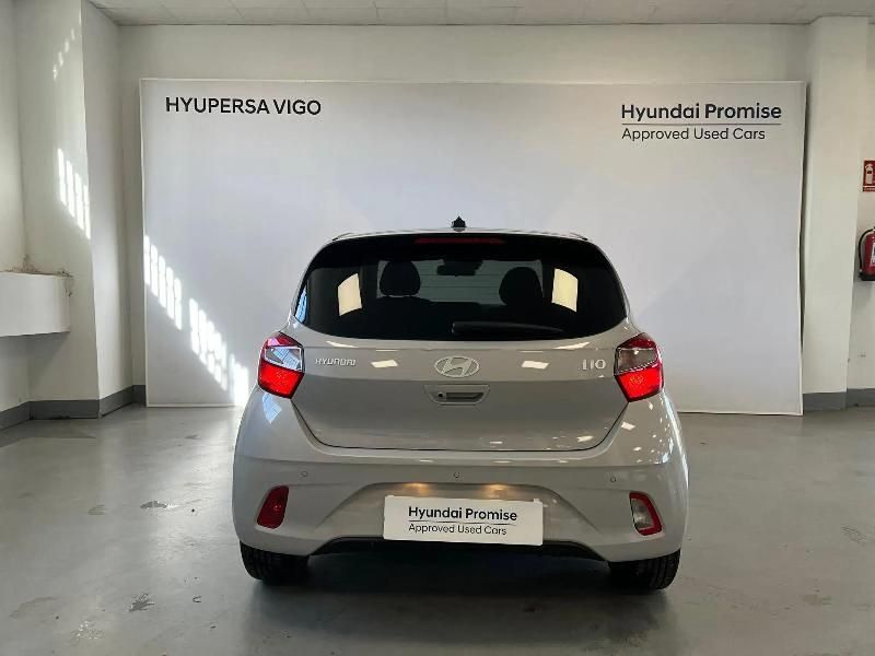 Nuevo Hyundai i10 63 CV (46 kW) 2025 Gris/plata Utilitario