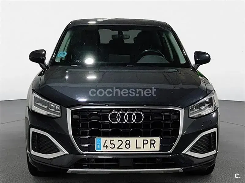 Käytetty Audi Q2 150 HP (110 kW) 2021 Musta Katumaasturi