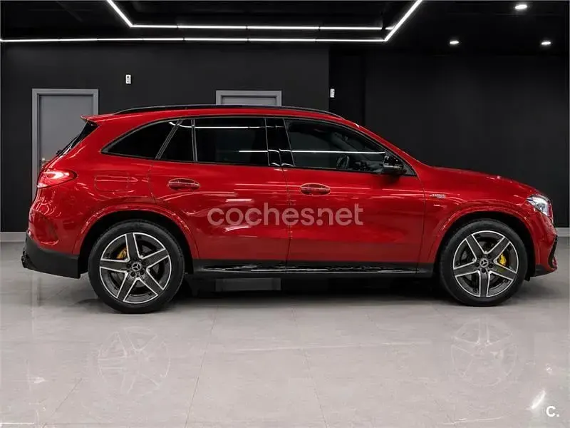 Usado Mercedes GLC300e 313 CV (230 kW) 2023 Rojo SUV