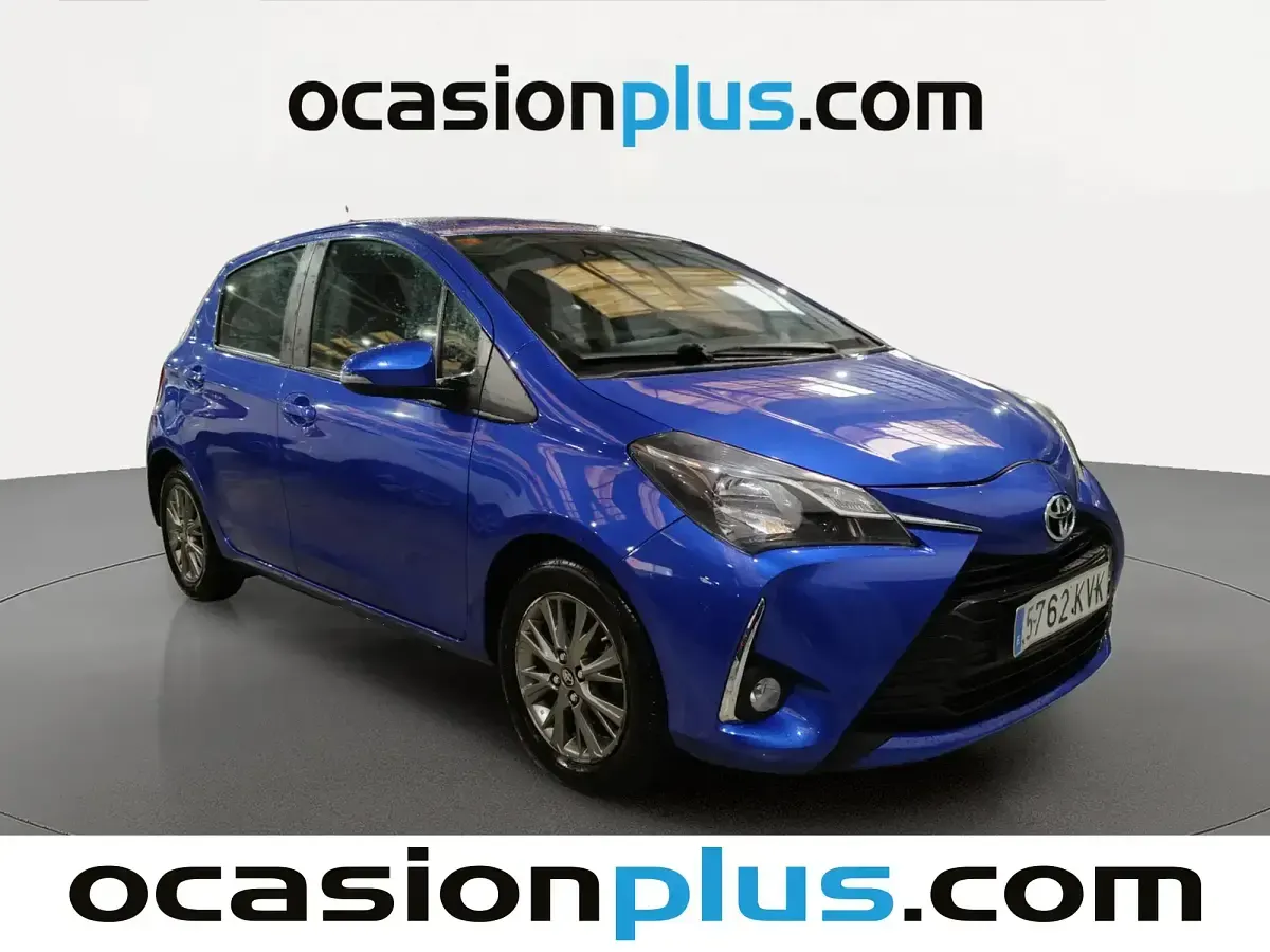 Usado Toyota Yaris Active 69 CV (50 kW) 2019 Azul Utilitario