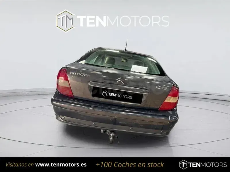 Usado Citroën C5 Exclusive 138 CV (101 kW) 2004 Negro Berlina