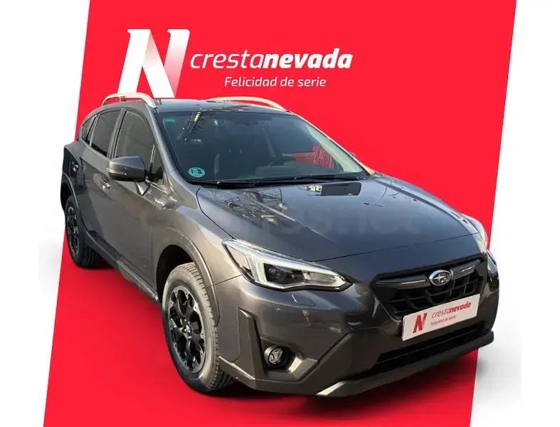 Usado Subaru XV Sport 114 CV (83 kW) 2022 Gris / plata SUV