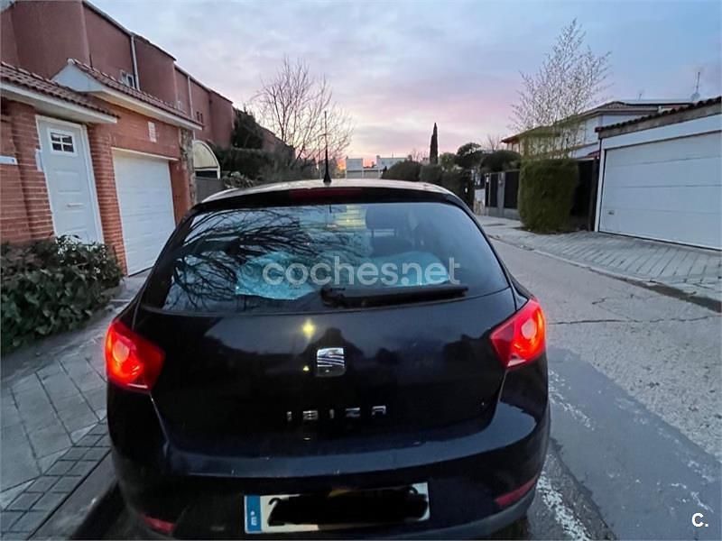 Usado Seat Ibiza Style 85 CV (62 kW) 2010 Negro Berlina