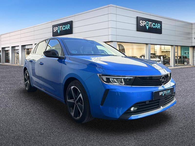 Usado Opel Astra Elegance 130 CV (95 kW) 2023 Azul Berlina