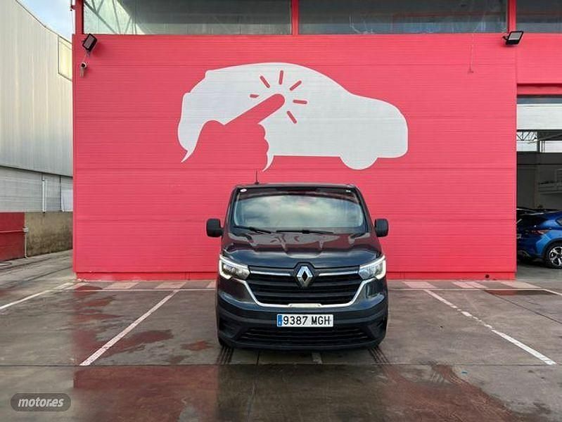Usado Renault Trafic 110 CV (80 kW) 2023 Gris Monovolumen
