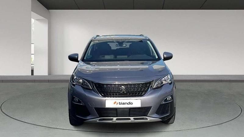 Usado Peugeot 3008 Allure 120 CV (88 kW) 2018 Gris SUV