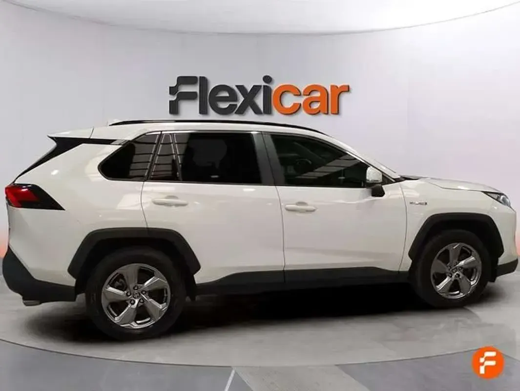 Usado Toyota RAV4 Hybrid Advance 218 CV (160 kW) 2020 Blanco SUV
