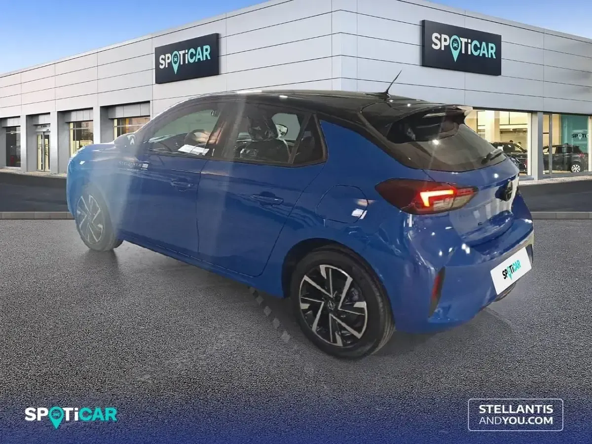 Nuevo Opel Corsa 110 CV (80 kW) 2026 Azul Utilitario