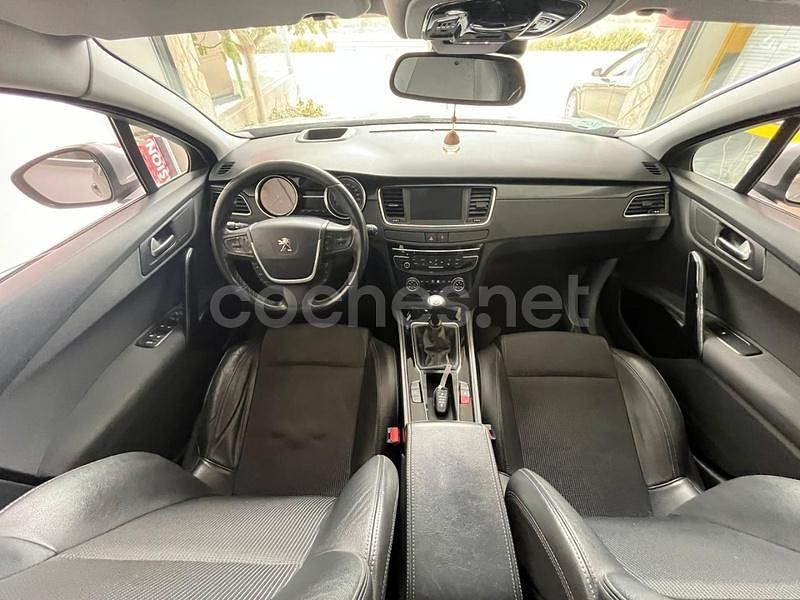 Usado Peugeot 508 Allure 150 CV (110 kW) 2014 Gris / plata Berlina
