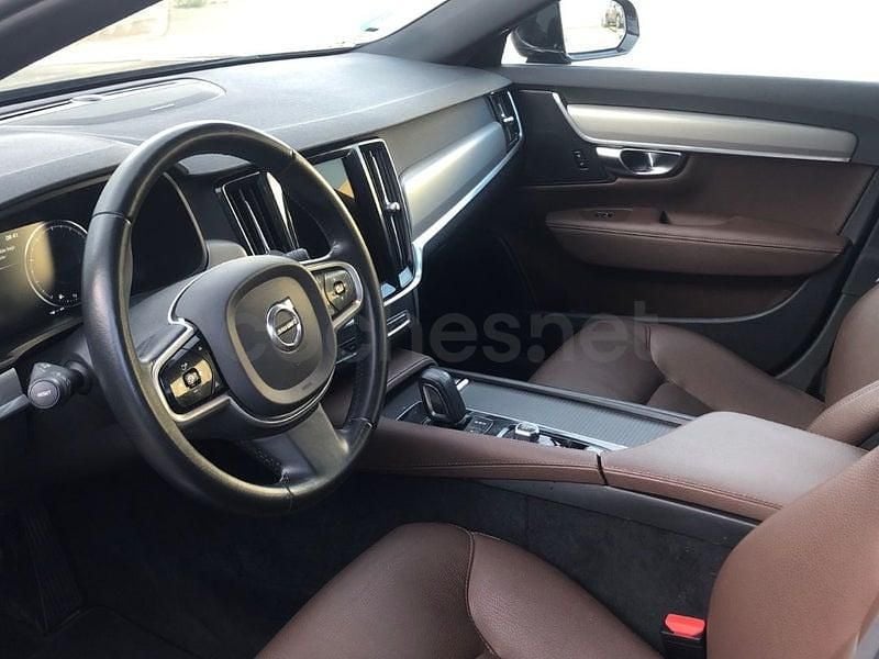 Usado Volvo V90 Momentum 197 CV (144 kW) 2021 Negro Familiar