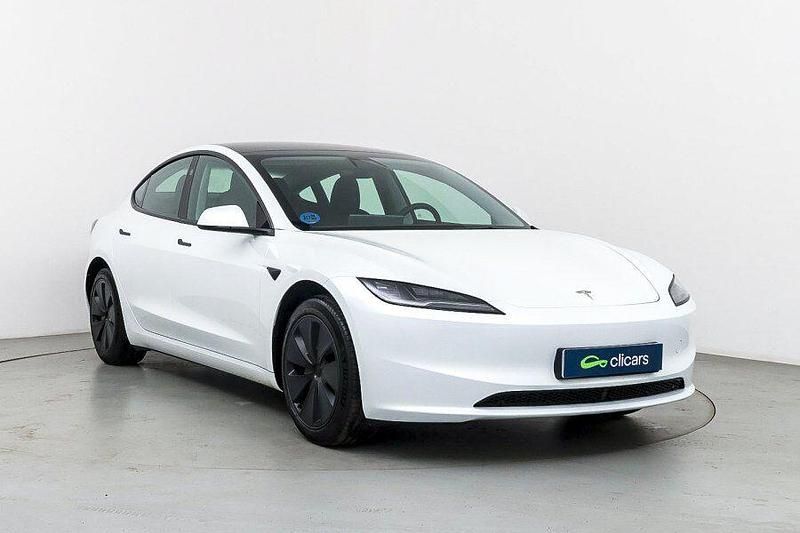 Usado Tesla Model 3 Standard Range 208 kW (283 CV) 2025 Blanco Berlina