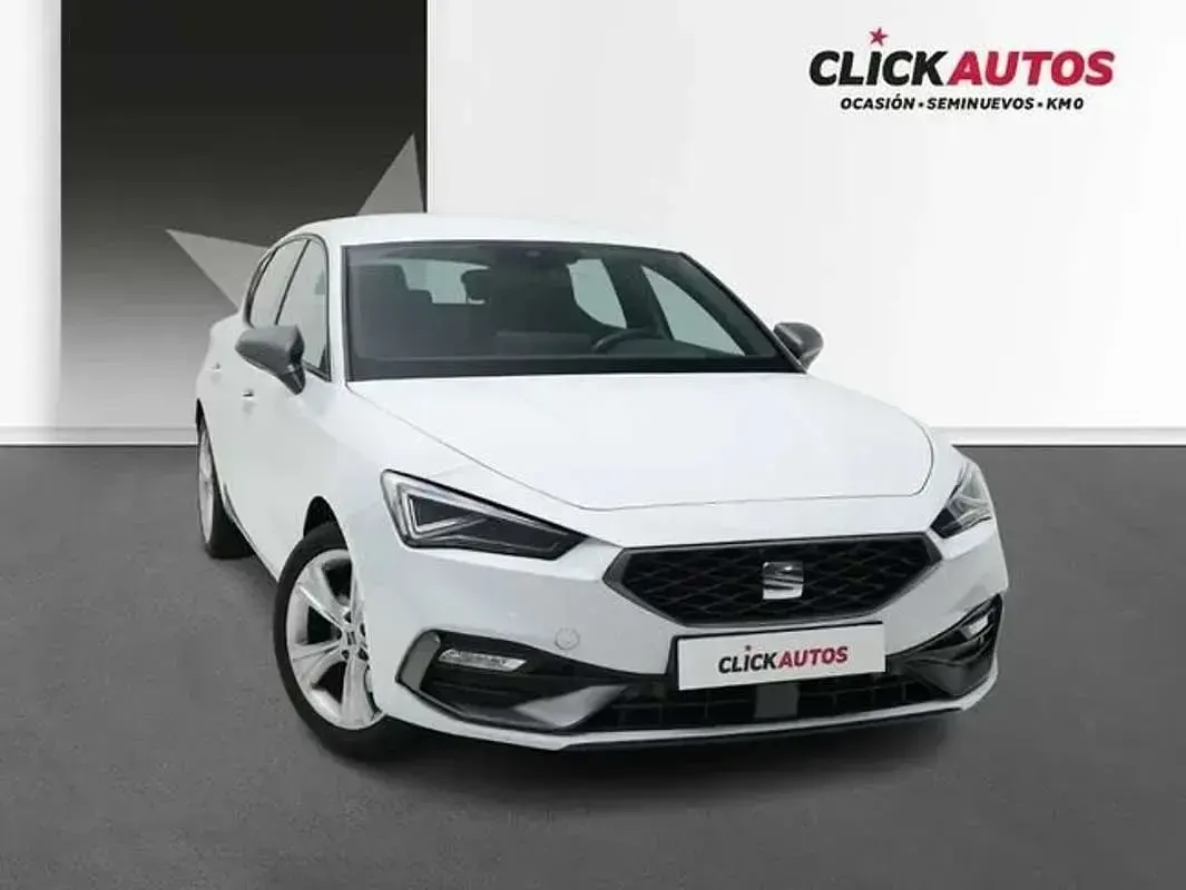 Usado Seat Leon FR 150 CV (110 kW) 2025 Blanco Utilitario