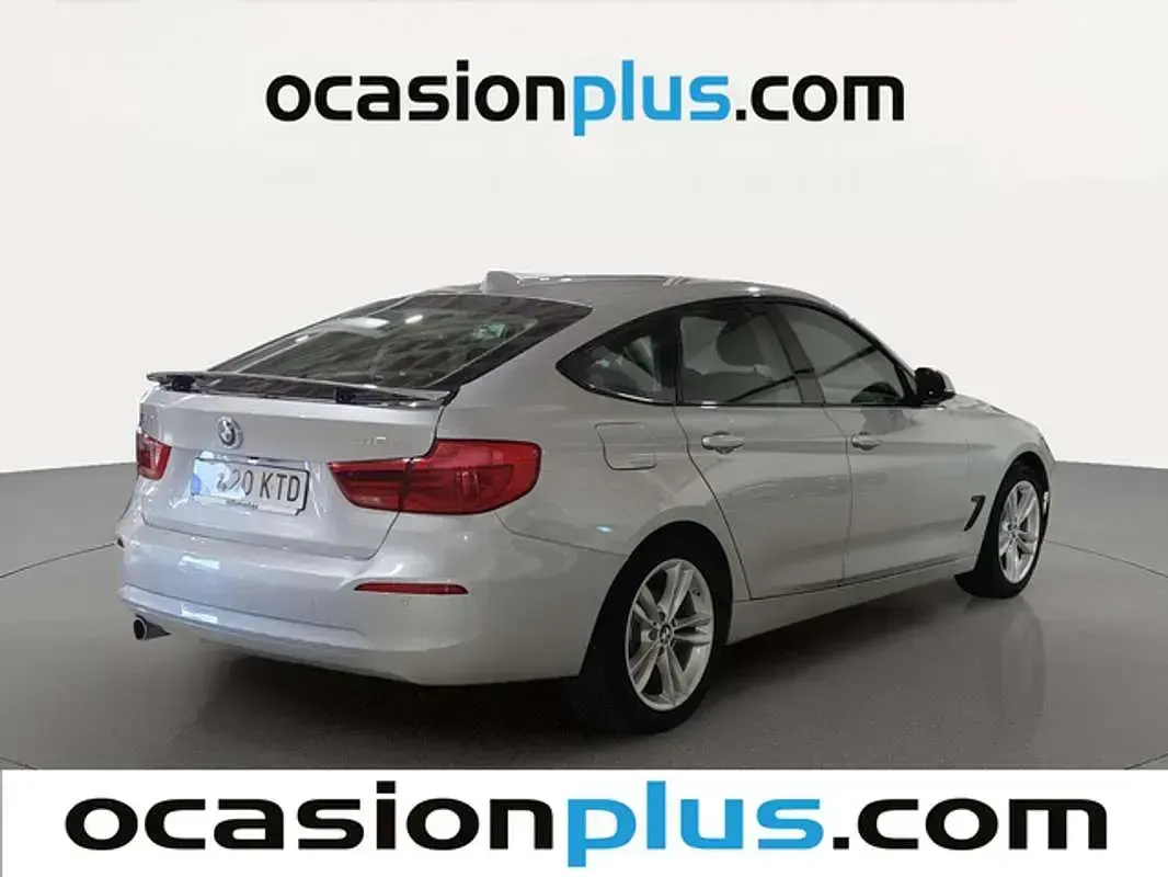 Usado BMW 318 150 CV (110 kW) 2019 Plateado Berlina