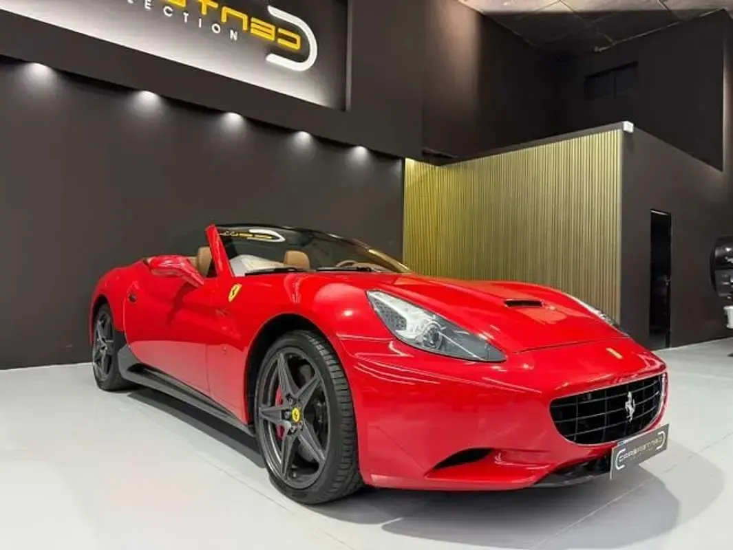 Usado Ferrari California 461 CV (339 kW) 2010 Rojo Descapotable
