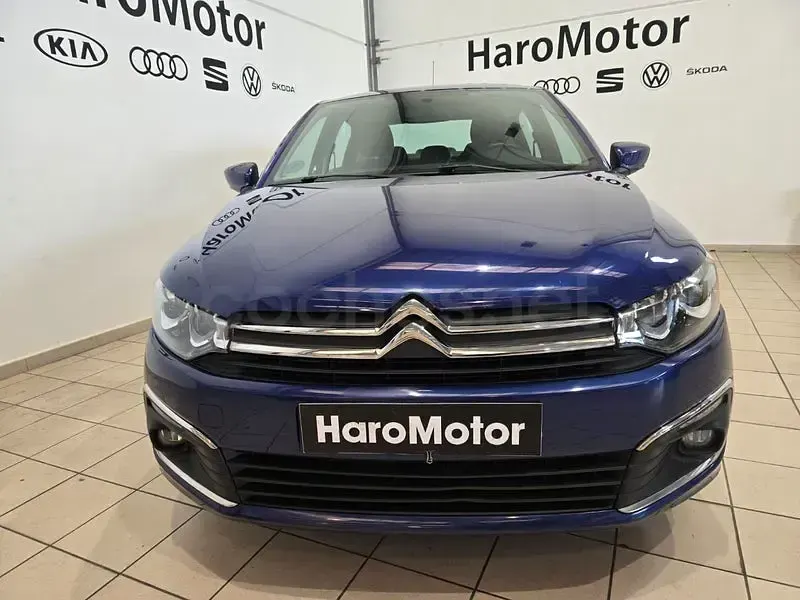 Usado Citroën C-Elysee I PureTech 82 CV (60 kW) 2018 Azul Berlina