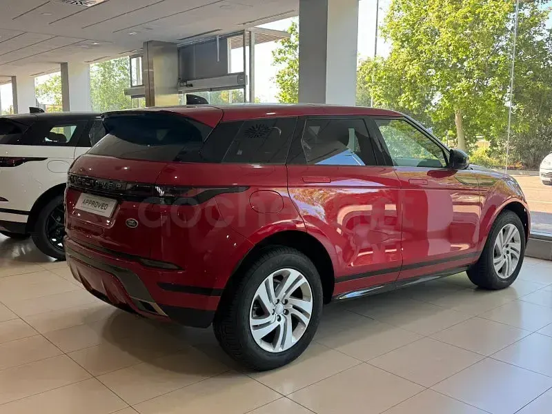 Usado Land Rover Range Rover evoque R-Dynamic 163 CV (119 kW) 2023 Rojo SUV