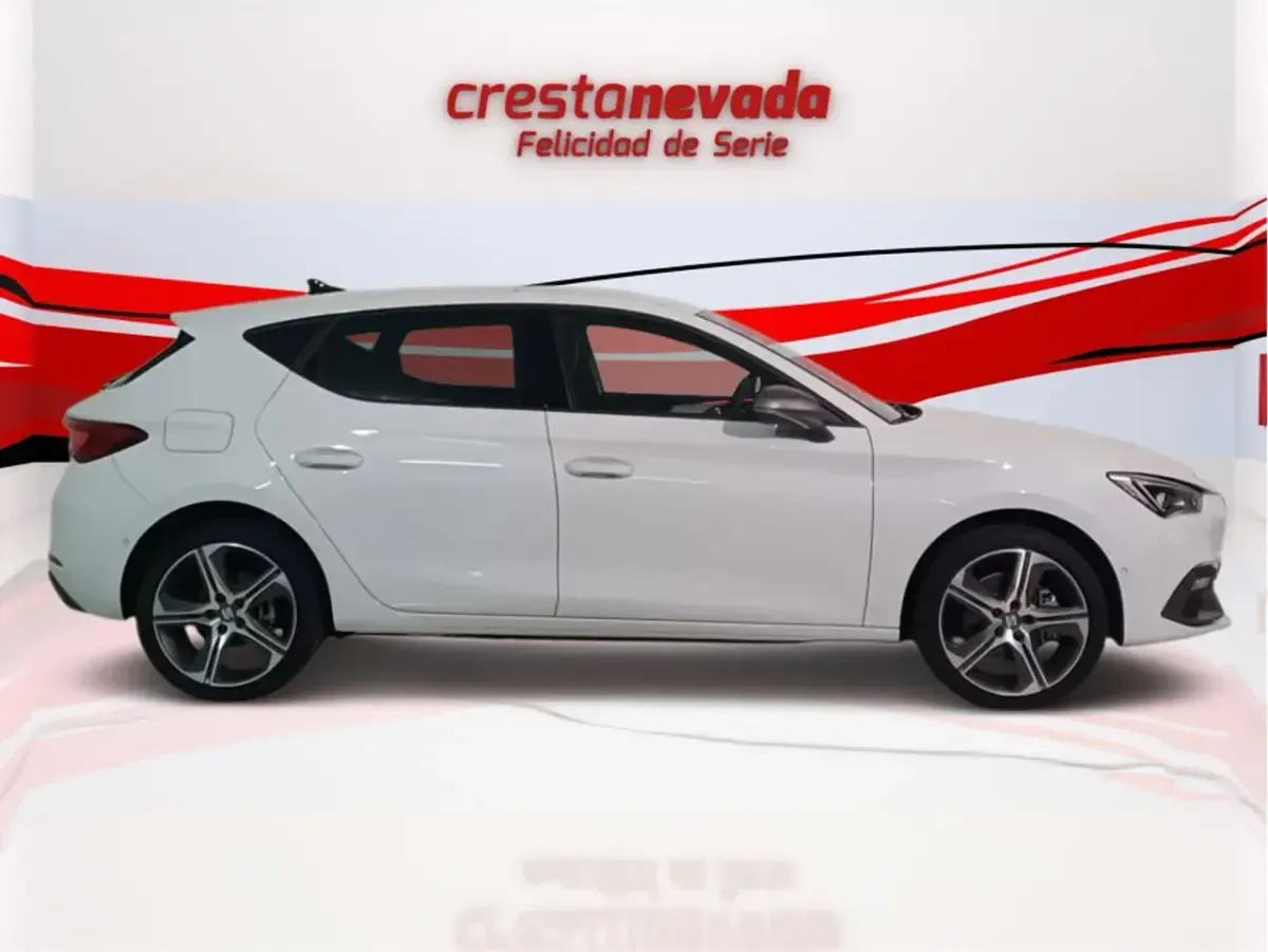 Usado Seat Leon FR 204 CV (150 kW) 2024 Blanco Utilitario