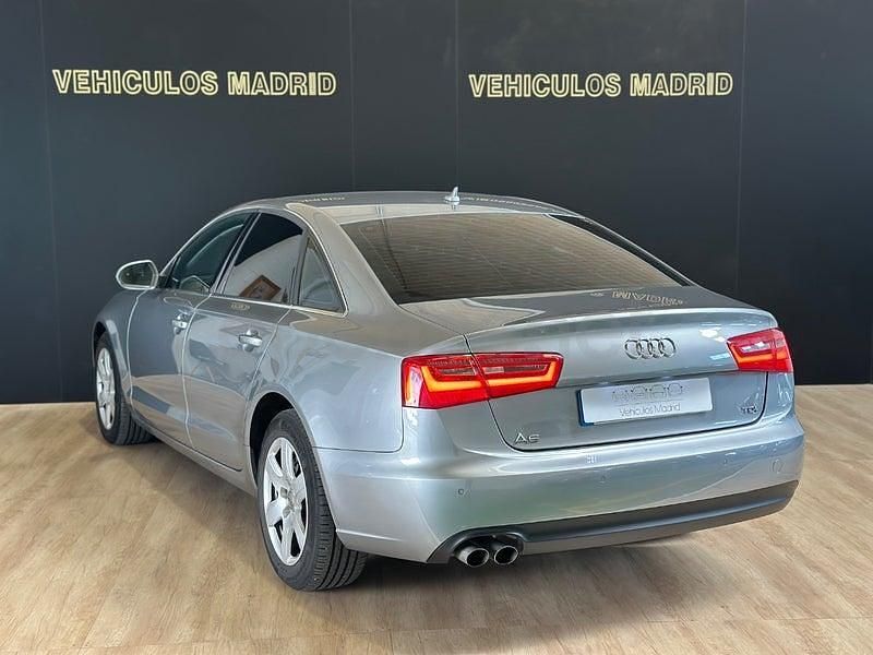 Usado Audi A6 177 CV (130 kW) 2014 Gris / plata Berlina