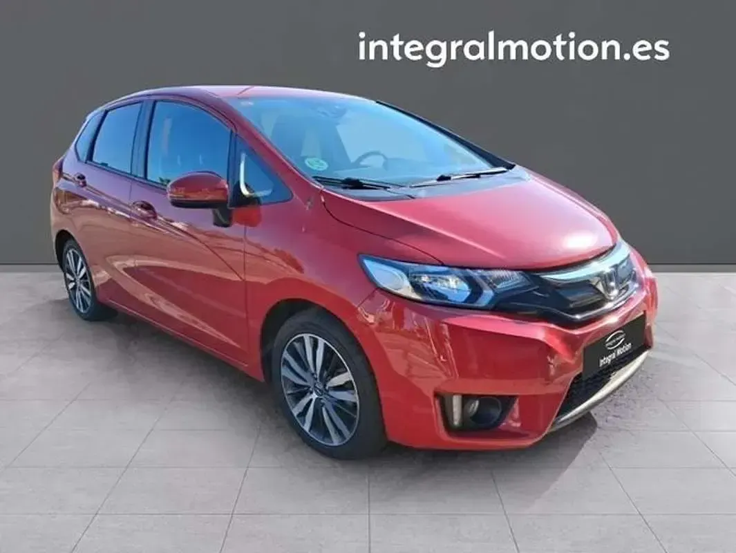 Usado Honda Jazz Elegance 102 CV (75 kW) 2017 Rojo Utilitario