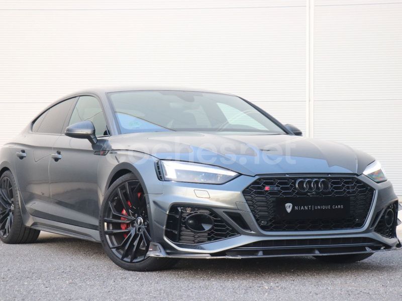 Gris / plata Usado 2021 Audi RS5 Sportback Design Berlina | 69.900 € (Buen precio) - Imagen 1/4