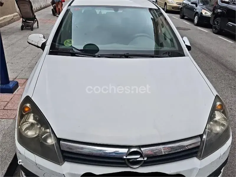 Usado Opel Astra Enjoy 100 CV (73 kW) 2006 Blanco Berlina