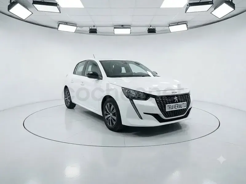 Usado Peugeot 208 Active 100 CV (73 kW) 2023 Blanco Utilitario