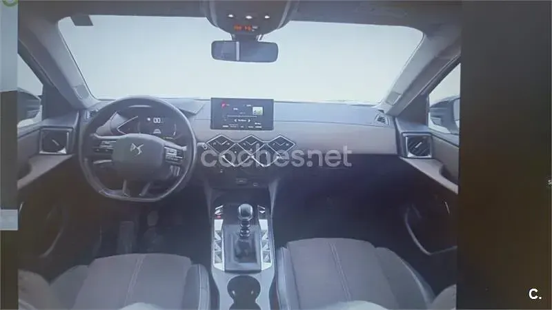 Usado DS Automobiles DS3 Crossback So Chic 100 CV (73 kW) 2020 Blanco SUV