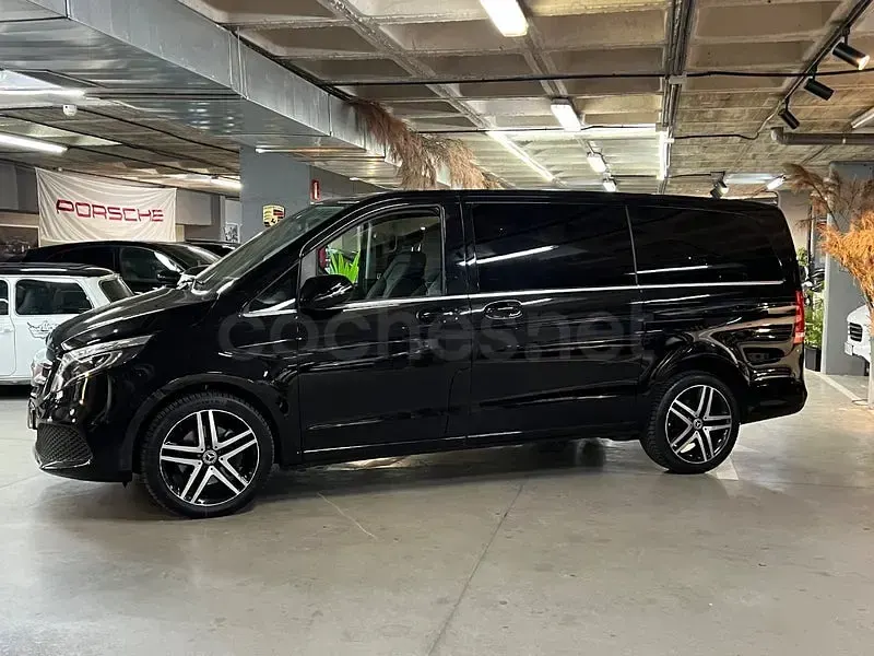Usado Mercedes V300 Exclusive 239 CV (175 kW) 2019 Negro Monovolumen