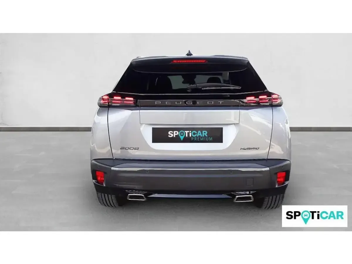 Usado Peugeot 2008 Allure 145 CV (106 kW) 2025 Gris SUV