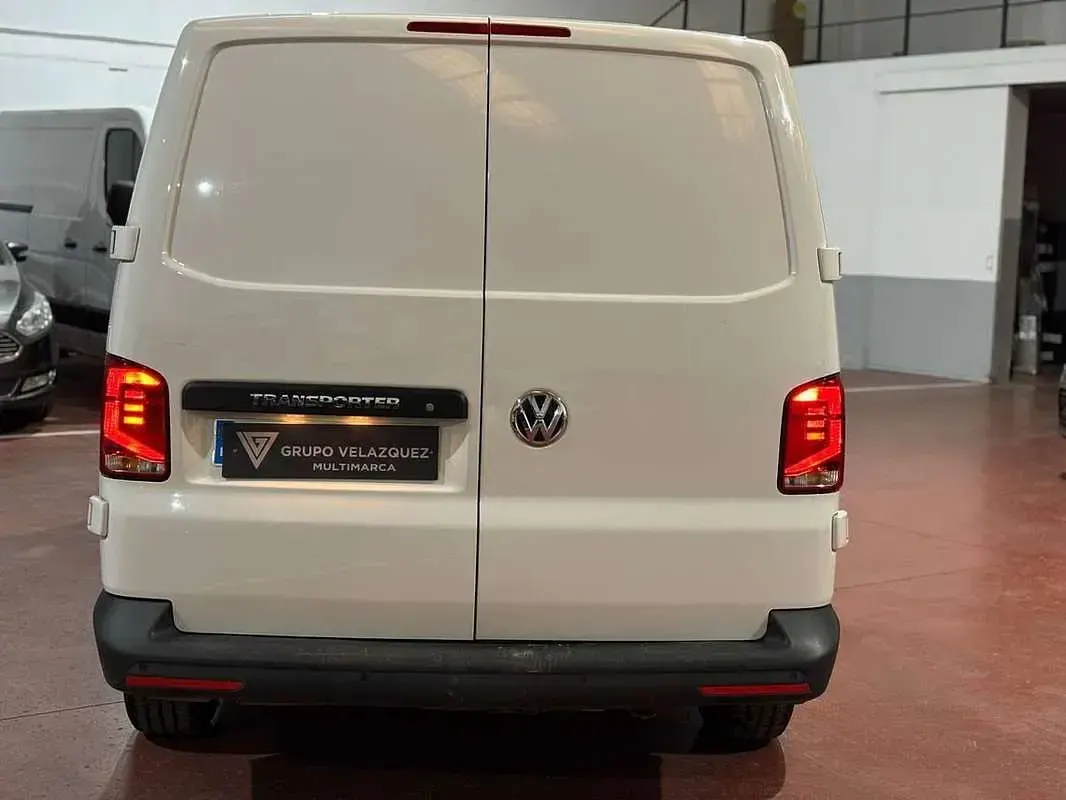 Usado VW Transporter 110 CV (80 kW) 2022 Blanco Van