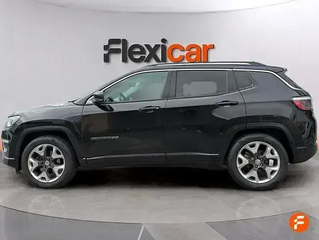 Usado Jeep Compass Limited 140 CV (102 kW) 2019 Negro SUV