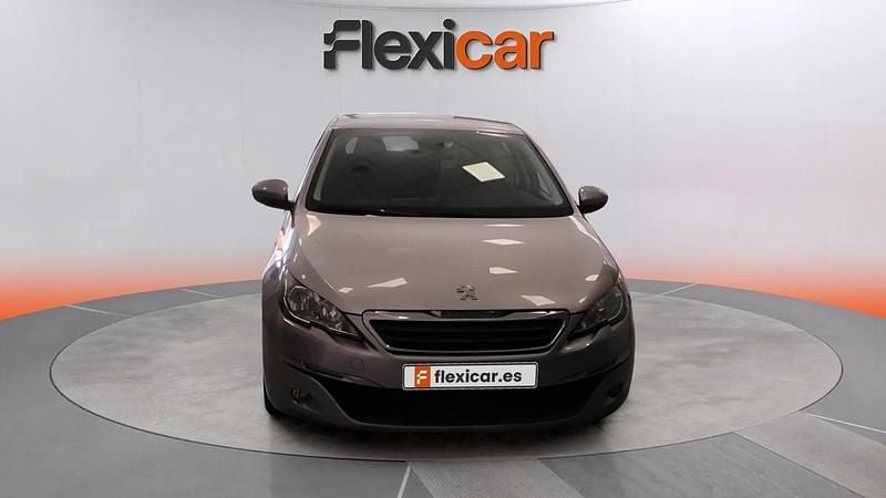 Usado Peugeot 308 Access 100 CV (73 kW) 2017 Gris Utilitario