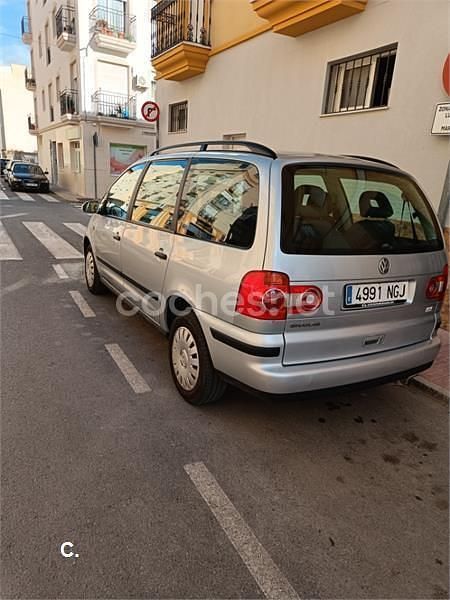 Usado VW Sharan Comfortline 150 CV (110 kW) 2006 Gris / plata Monovolumen
