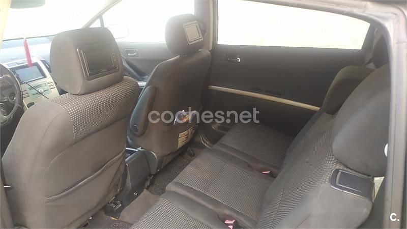 Usado Toyota Corolla Verso Sport 177 CV (130 kW) 2006 Gris / plata Monovolumen