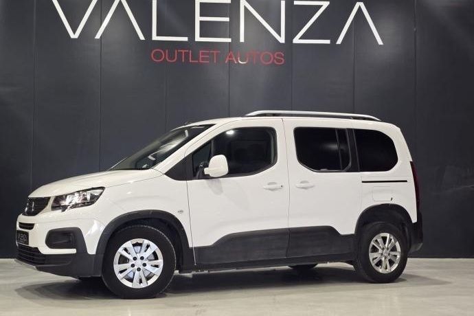 Usado Peugeot Rifter Allure 130 CV (95 kW) 2021 Monovolumen