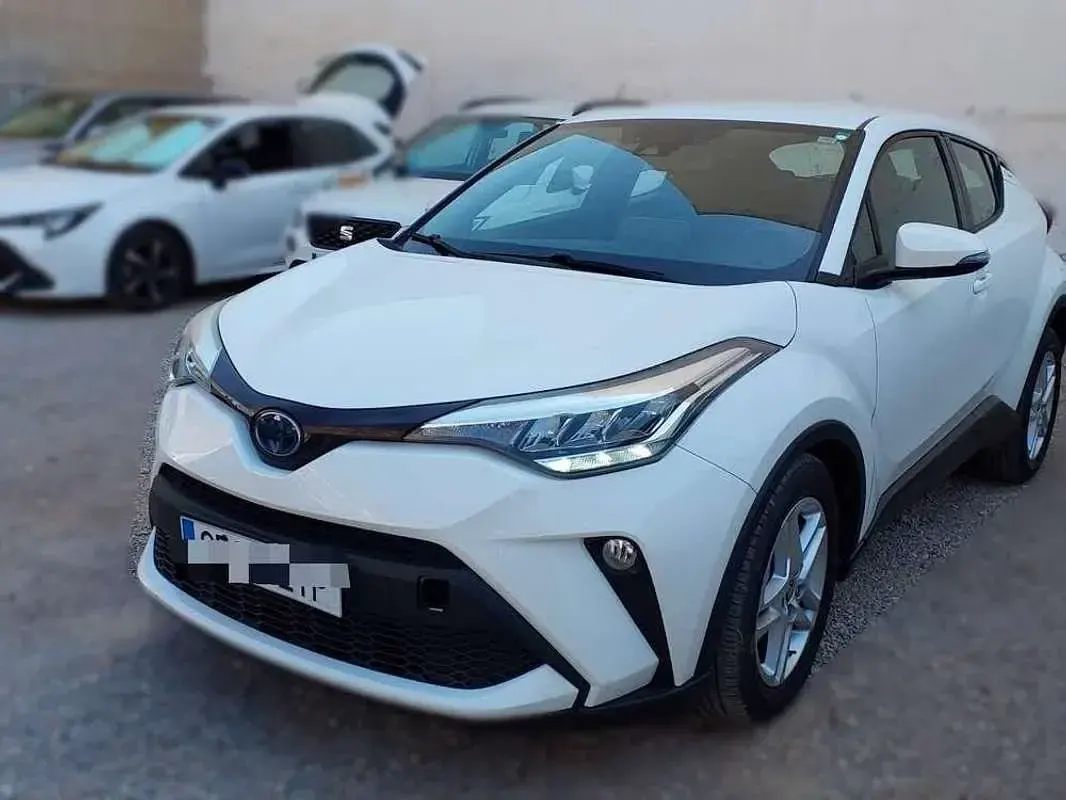 Usado Toyota C-HR+ Active 98 CV (72 kW) 2022 Blanco SUV