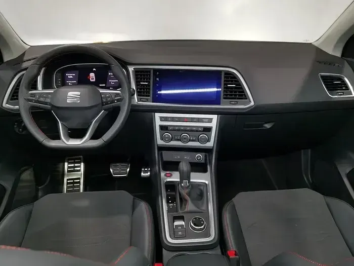 Usado Seat Ateca FR 150 CV (110 kW) 2024 Blanco SUV