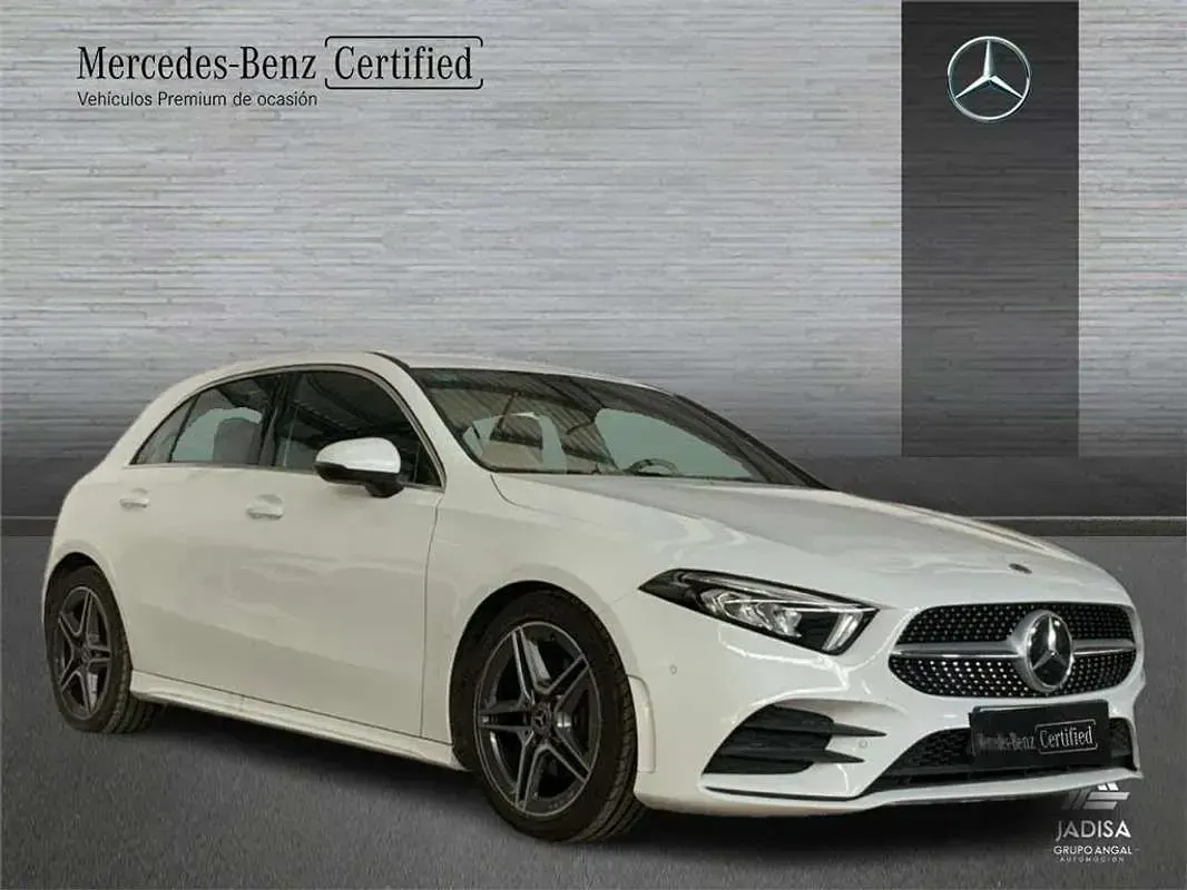 Usado Mercedes A180 136 CV (100 kW) 2021 Blanco Utilitario