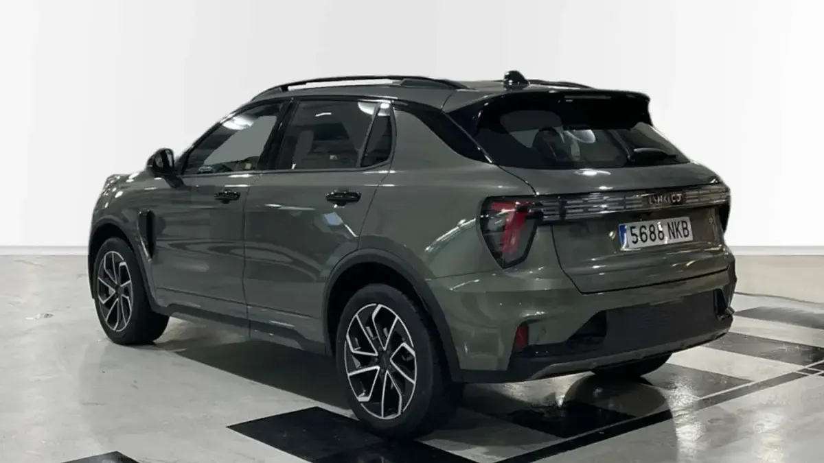 Usado Lynk & Co 01 279 CV (205 kW) 2026 Verde SUV