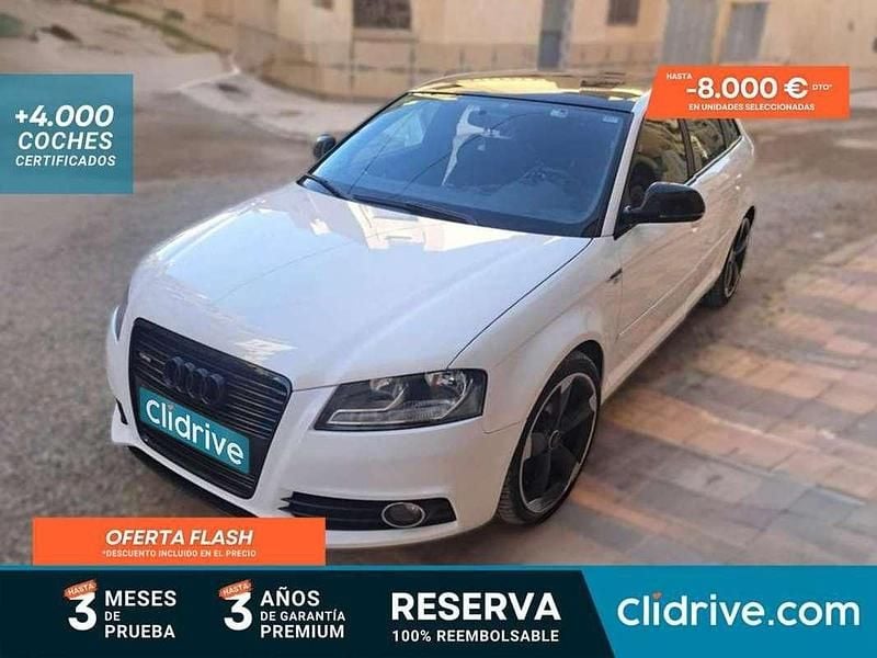 Usado Audi A3 Sportback Ambition 140 CV (102 kW) 2010 Blanco Utilitario
