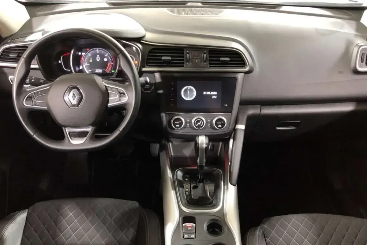 Usado Renault Kadjar Techno 116 CV (85 kW) 2022 Plateado SUV