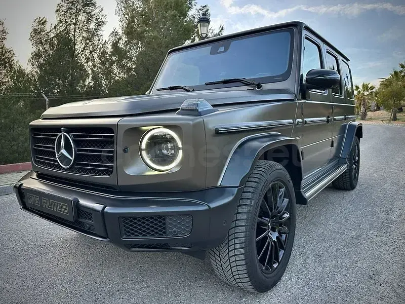 Usado Mercedes G400 330 CV (242 kW) 2020 Gris / plata SUV