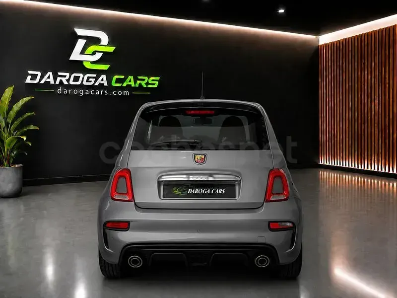 Usado Abarth 595 145 CV (106 kW) 2021 Gris / plata Berlina