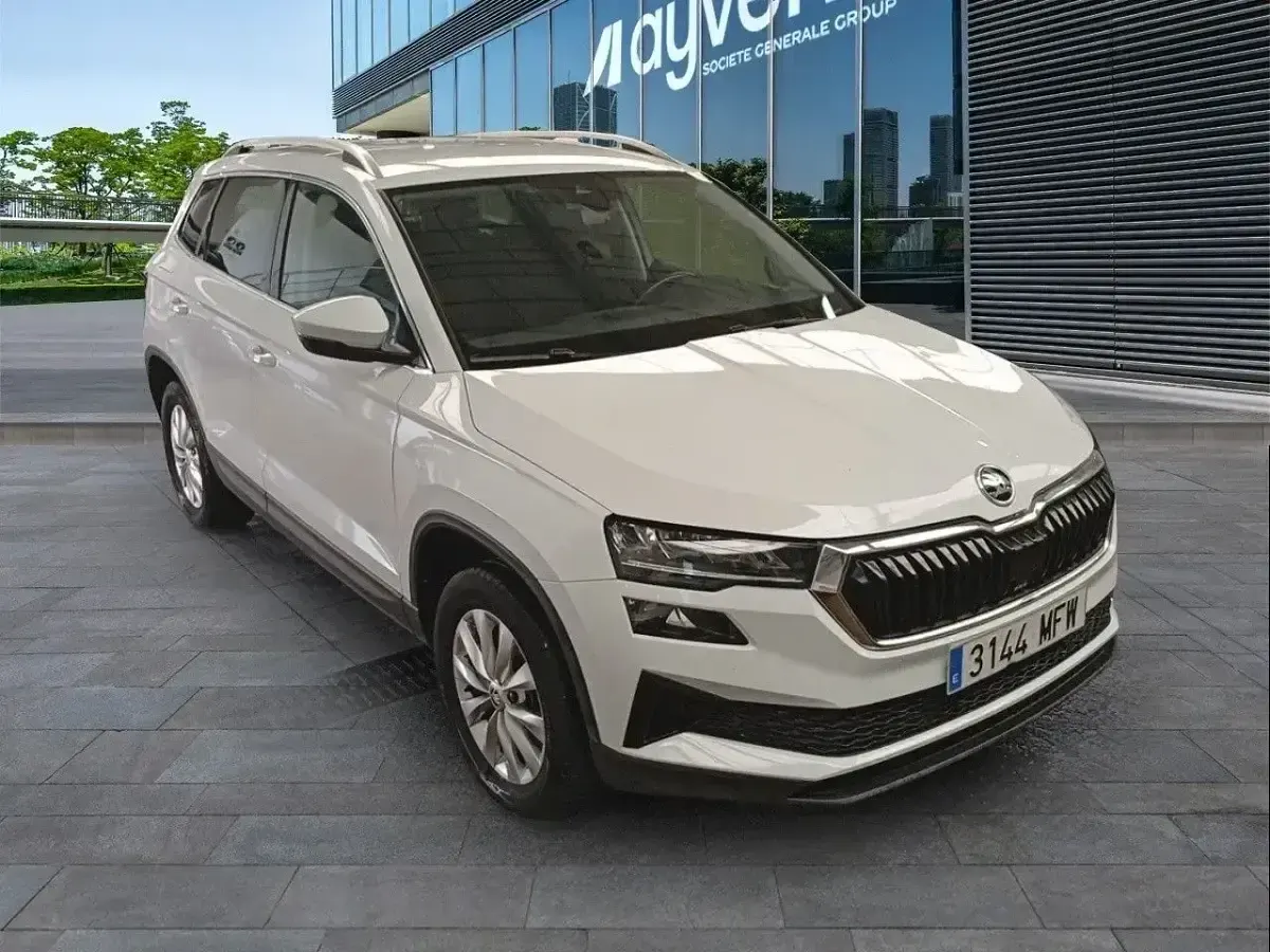 Occasion Skoda Karoq Ambition 115 ch (84 kW) 2023 Blanc SUV