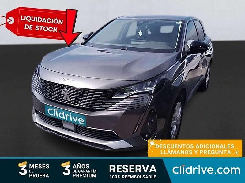 Usado Peugeot 3008 Active 131 CV (96 kW) 2022 Gris SUV