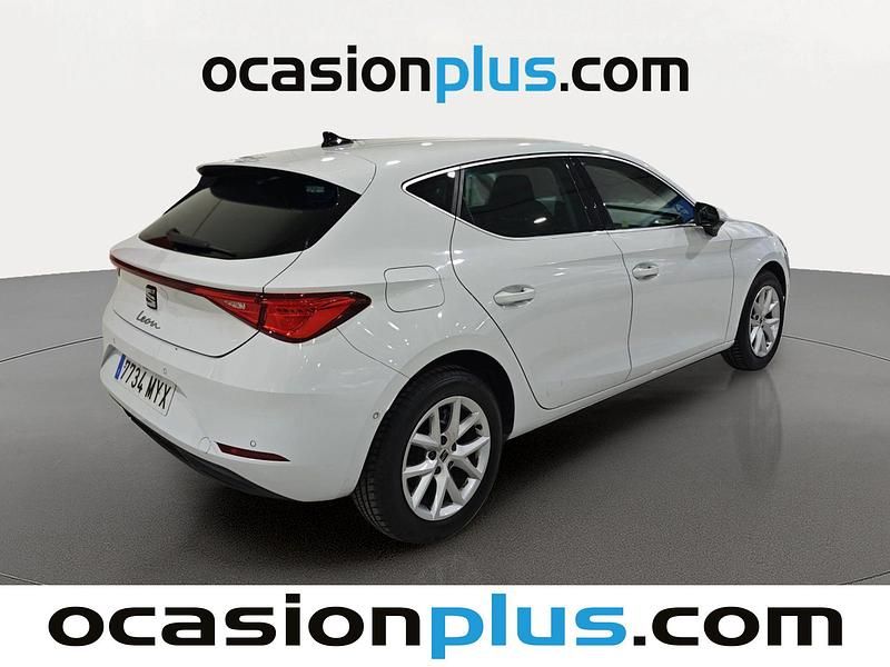 Usado Seat Leon Style 116 CV (85 kW) 2025 Blanco Utilitario