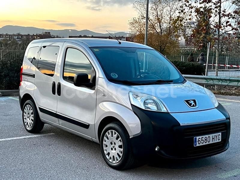 Gris / plata Usado 2014 Peugeot Bipper Active Monovolumen | 6999 € (Un poco caro) - Imagen 1/4
