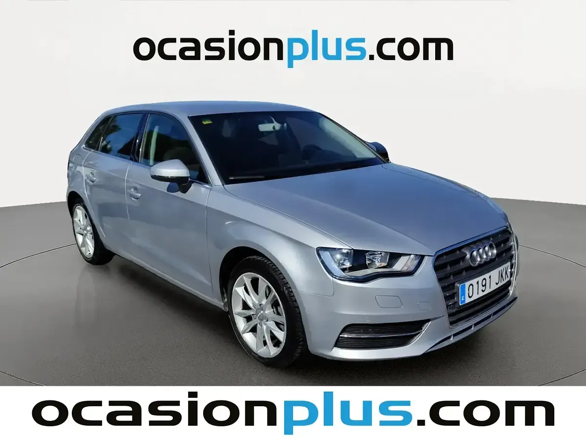 Usado Audi A3 Advanced Plus 110 CV (80 kW) 2015 Gris Berlina