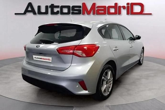 Usado Ford Focus Trend+ 126 CV (92 kW) 2021 Gris Berlina